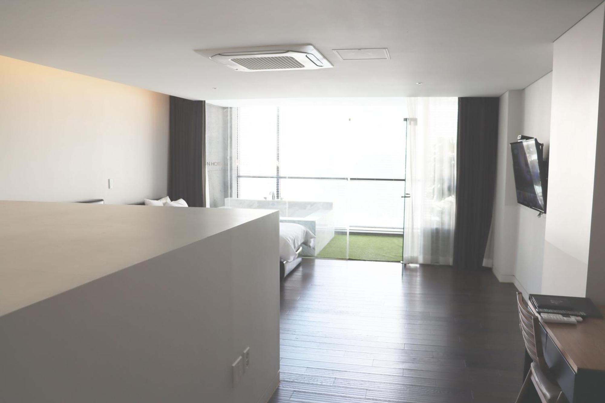 Acc Design Hotel Gwangju Metropolitan City Ngoại thất bức ảnh